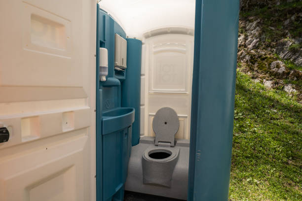 Best High-end porta potty rental  in Pinconning, MI