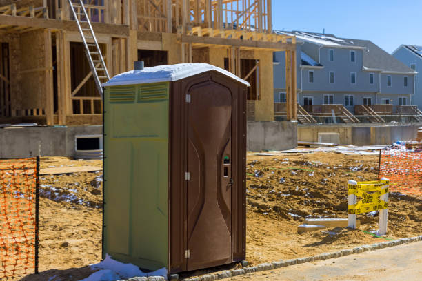 Best Best portable toilet rental  in Pinconning, MI