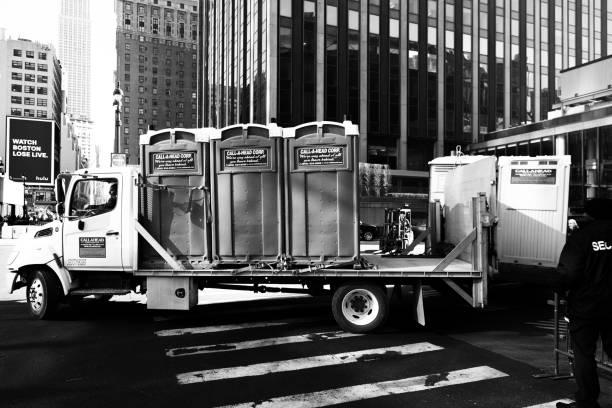 Portable Toilet Options We Offer in Pinconning, MI