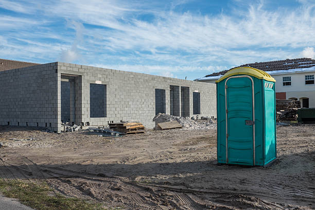 Best Portable bathroom rental  in Pinconning, MI